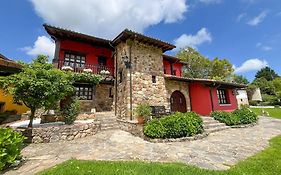 Apartamentos Santillana - Mijares 3000